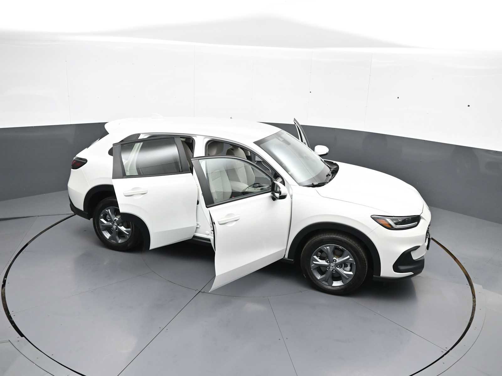 Certified 2026 Honda HR-V LX image 41