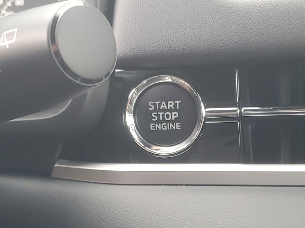 New 2026 Mitsubishi Outlander LE FWD image 29