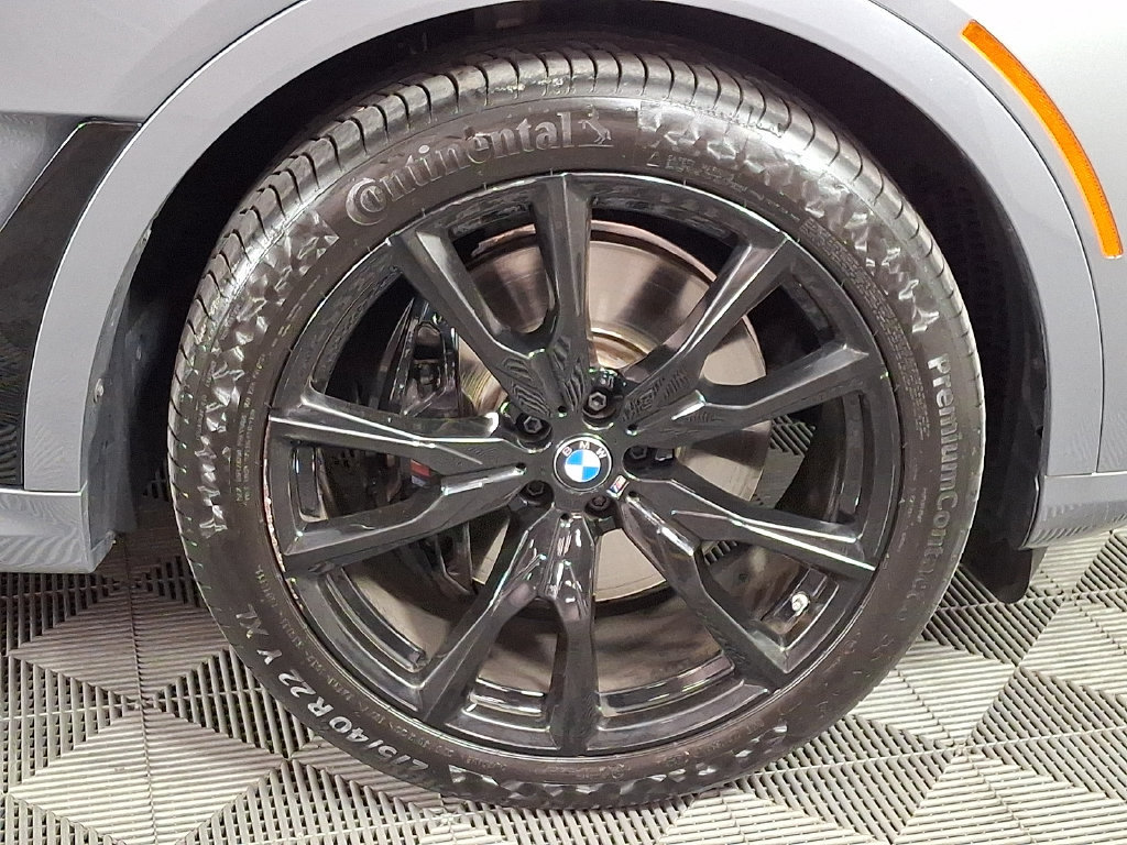 Certified 2024 BMW X7 M60i w/ Executive Package AWD/4WD image 11
