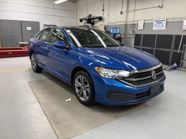 Used 2023 Volkswagen Jetta SE FWD image 5