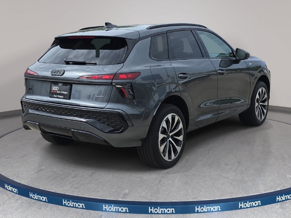 New 2026 Audi Q3 quattro 2.0T AWD/4WD image 5