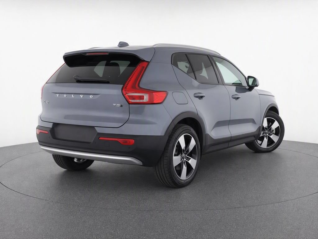 Used 2019 Volvo XC40 T5 Momentum AWD/4WD image 4