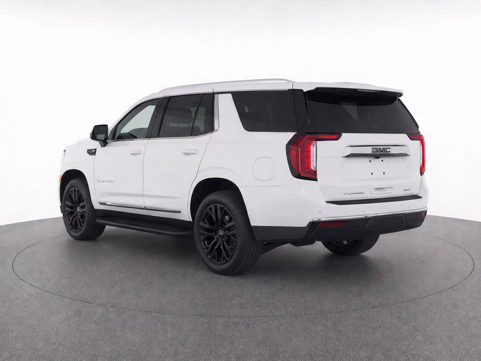 Used 2021 GMC Yukon SLT w/ SLT Luxury Plus Package RWD image 3