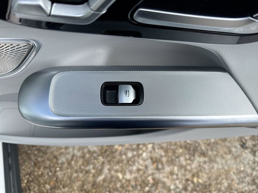 Used 2024 Mercedes-Benz EQE 350+ 4MATIC Sedan image 33