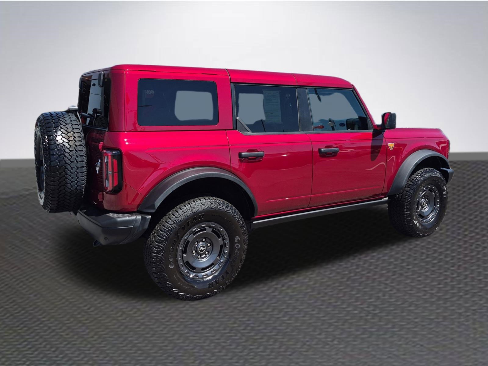 Certified 2025 Ford Bronco Badlands w/ Sasquatch Package AWD/4WD image 4