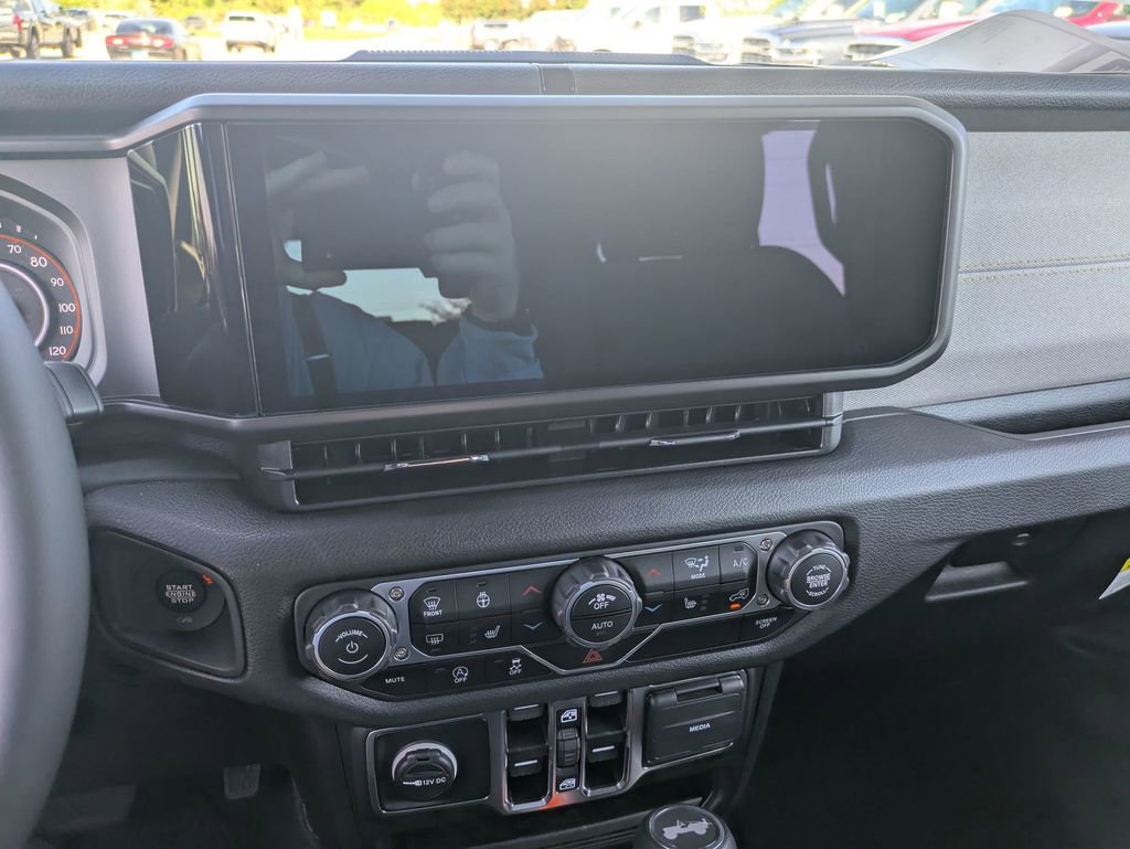 New 2025 Jeep Wrangler Sport S image 25