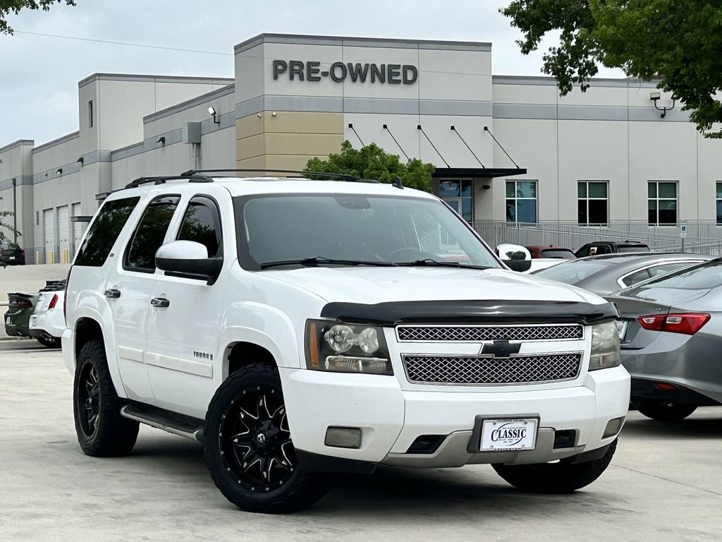Used 2008 Chevrolet Tahoe LT image 2