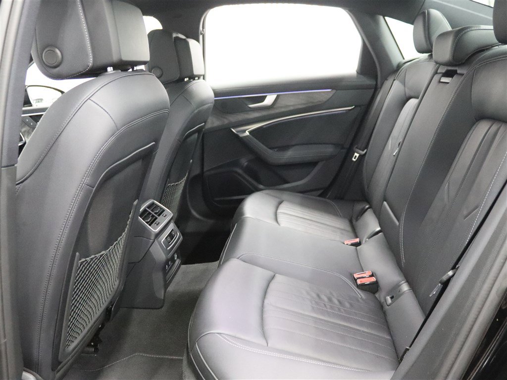 Used 2024 Audi A6 Premium Plus image 13