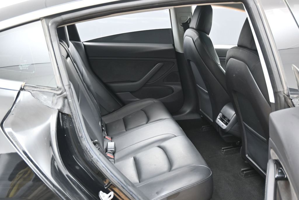 Used 2019 Tesla Model 3 Standard Range Plus image 36