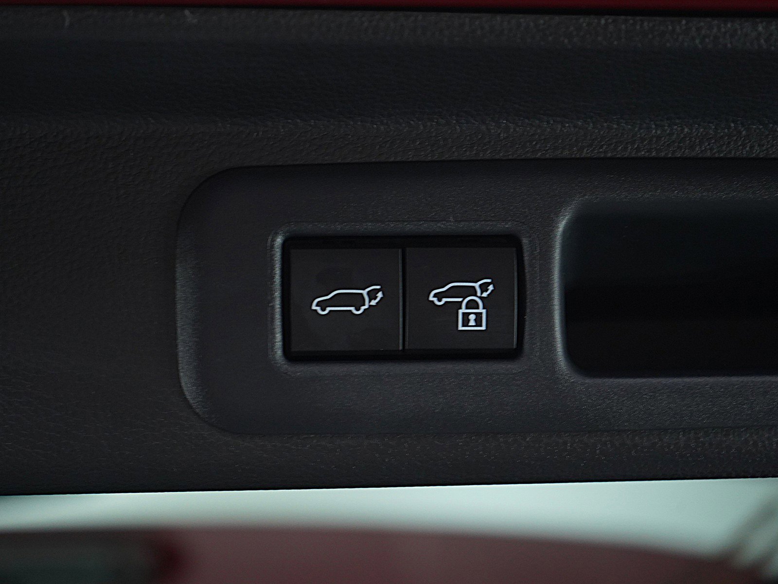 Used 2025 Toyota Sequoia Platinum image 18