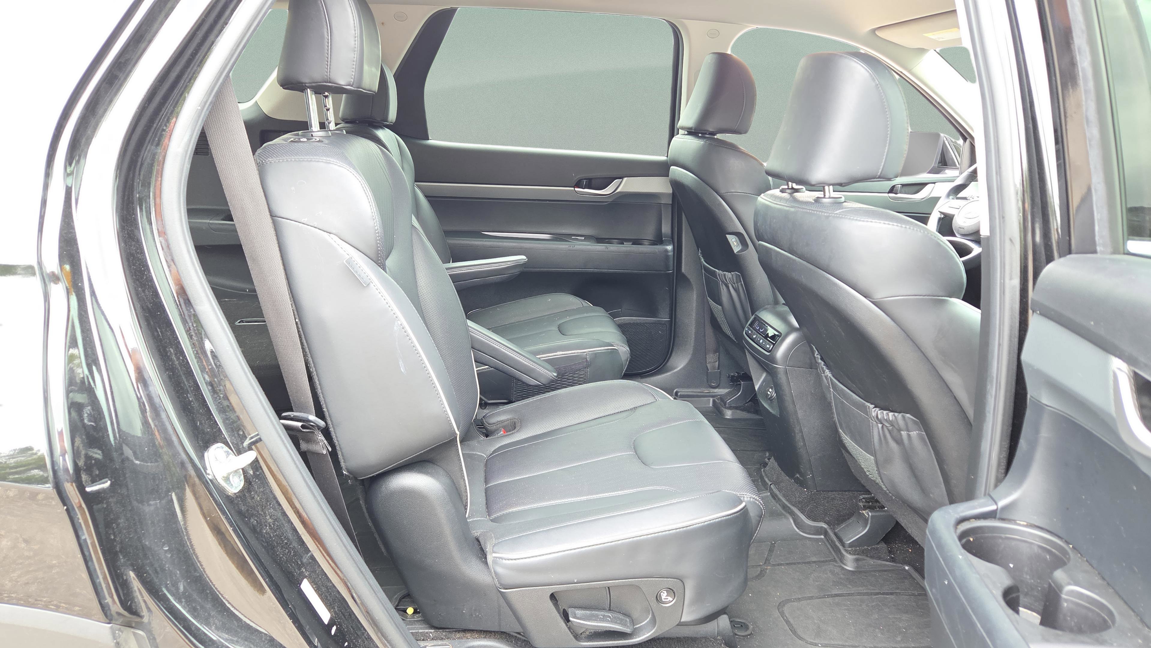 Used 2024 Hyundai Palisade SEL AWD/4WD image 16