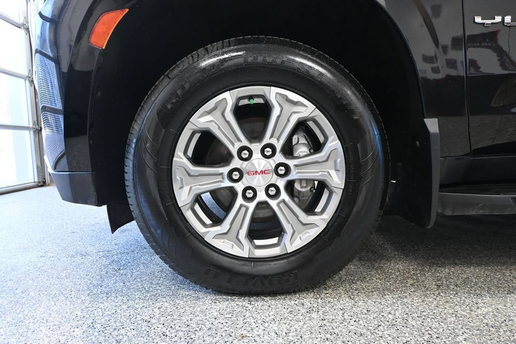 Used 2021 GMC Yukon SLE AWD/4WD image 11