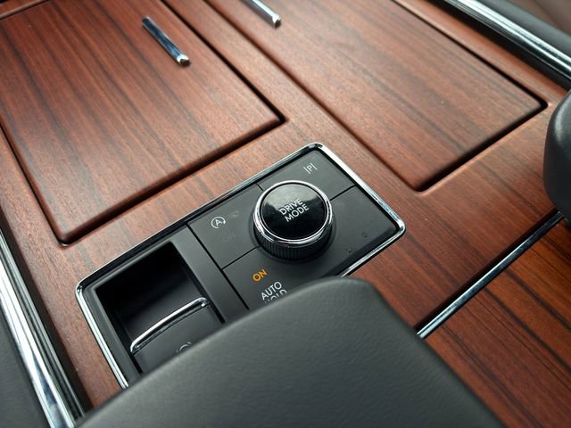 Used 2024 Lincoln Navigator Reserve w/ Monochromatic Package AWD/4WD image 40