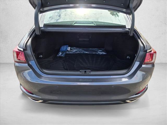 Used 2022 Lexus ES 350 w/ Premium Package FWD image 6
