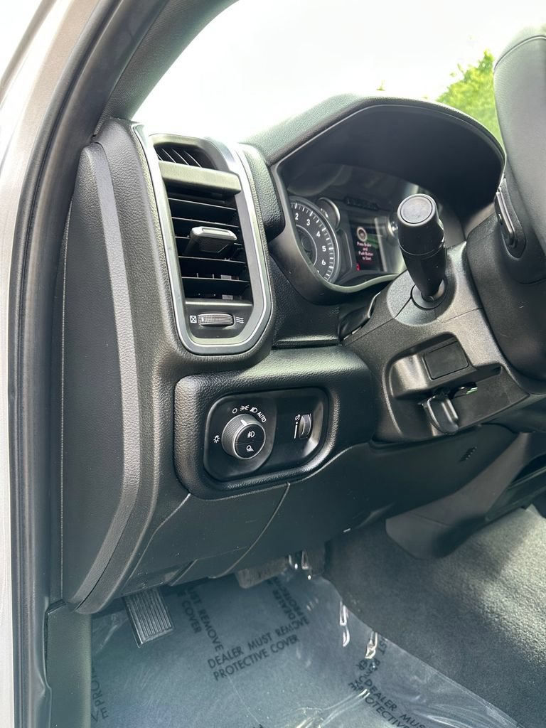 Used 2026 RAM 2500 Big Horn AWD/4WD image 14