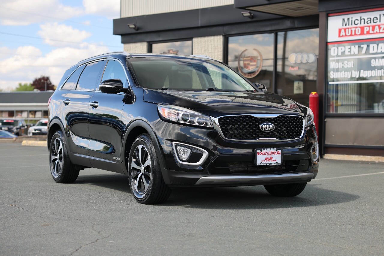 Used 2017 Kia Sorento EX AWD/4WD image 1
