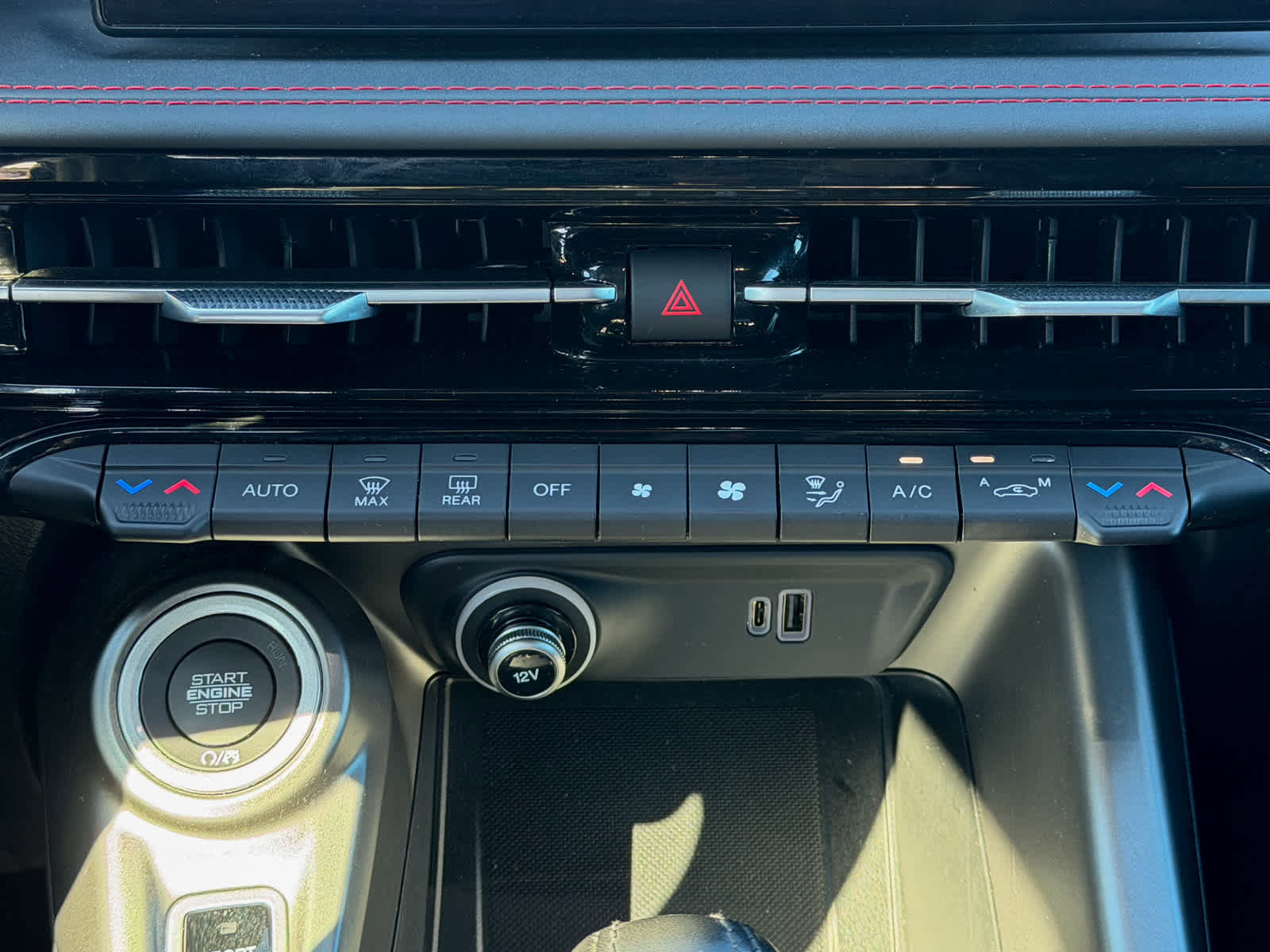 Used 2024 Dodge Hornet R/T image 17