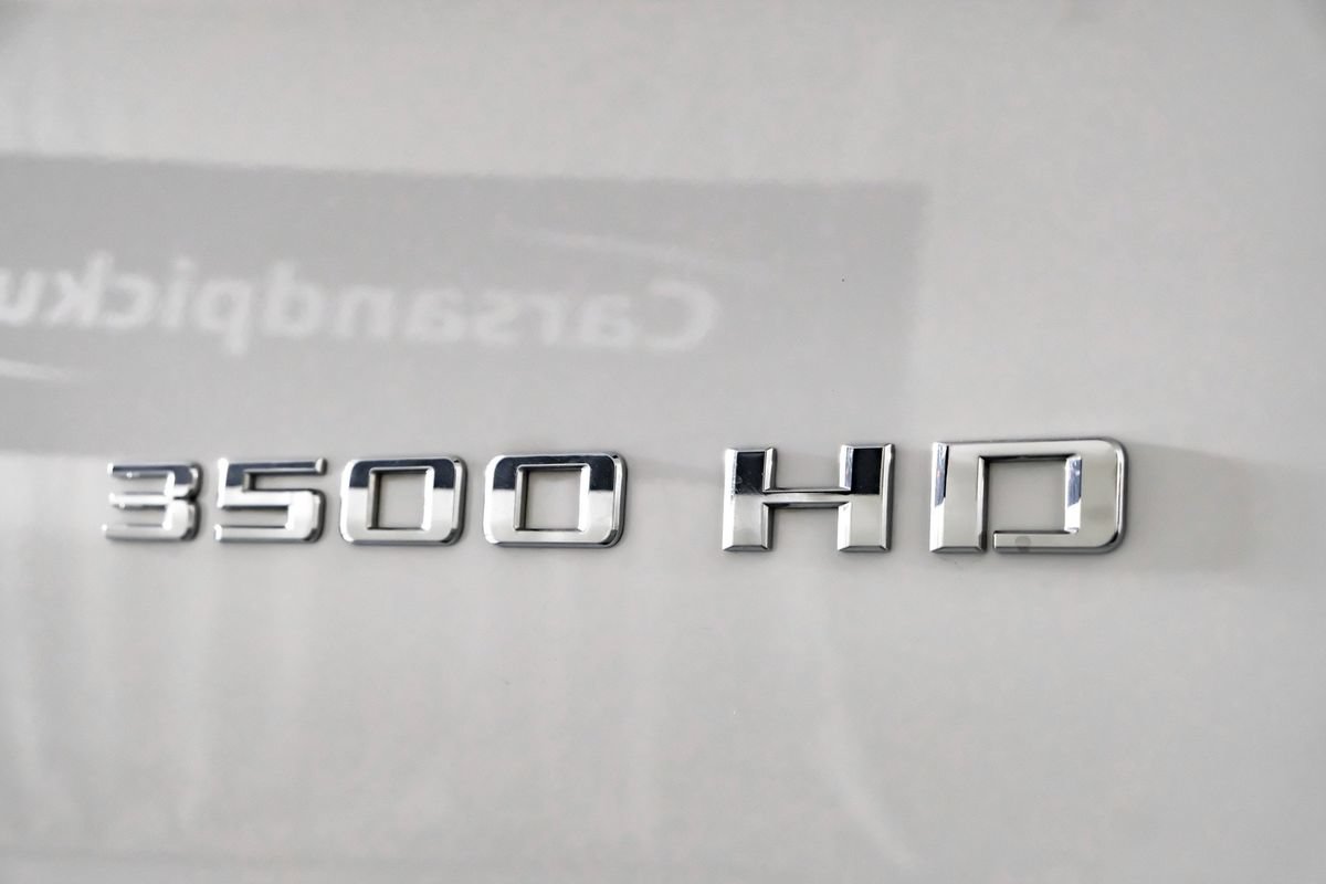 Used 2023 Chevrolet Silverado 3500 LTZ w/ LTZ Convenience Package AWD/4WD image 46