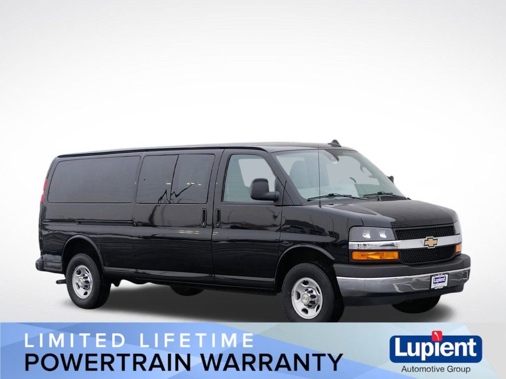 Used 2025 Chevrolet Express 3500 LT w/ LT Preferred Equipment Group image 1