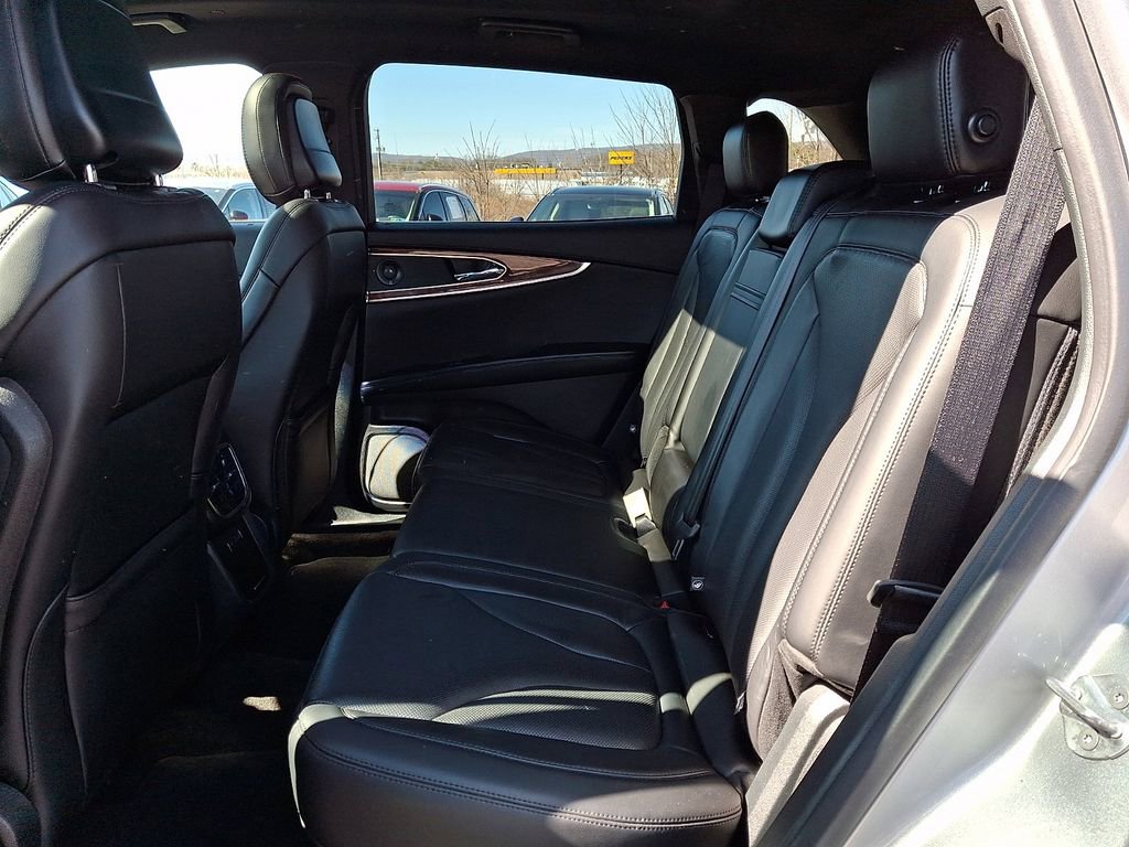 Certified 2020 Lincoln Nautilus Reserve image 10