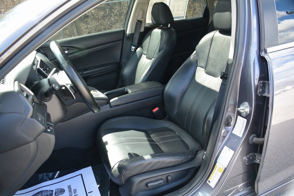 Used 2019 Honda Insight Touring image 10