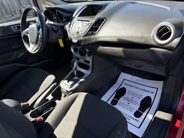 Used 2016 Ford Fiesta SE image 27