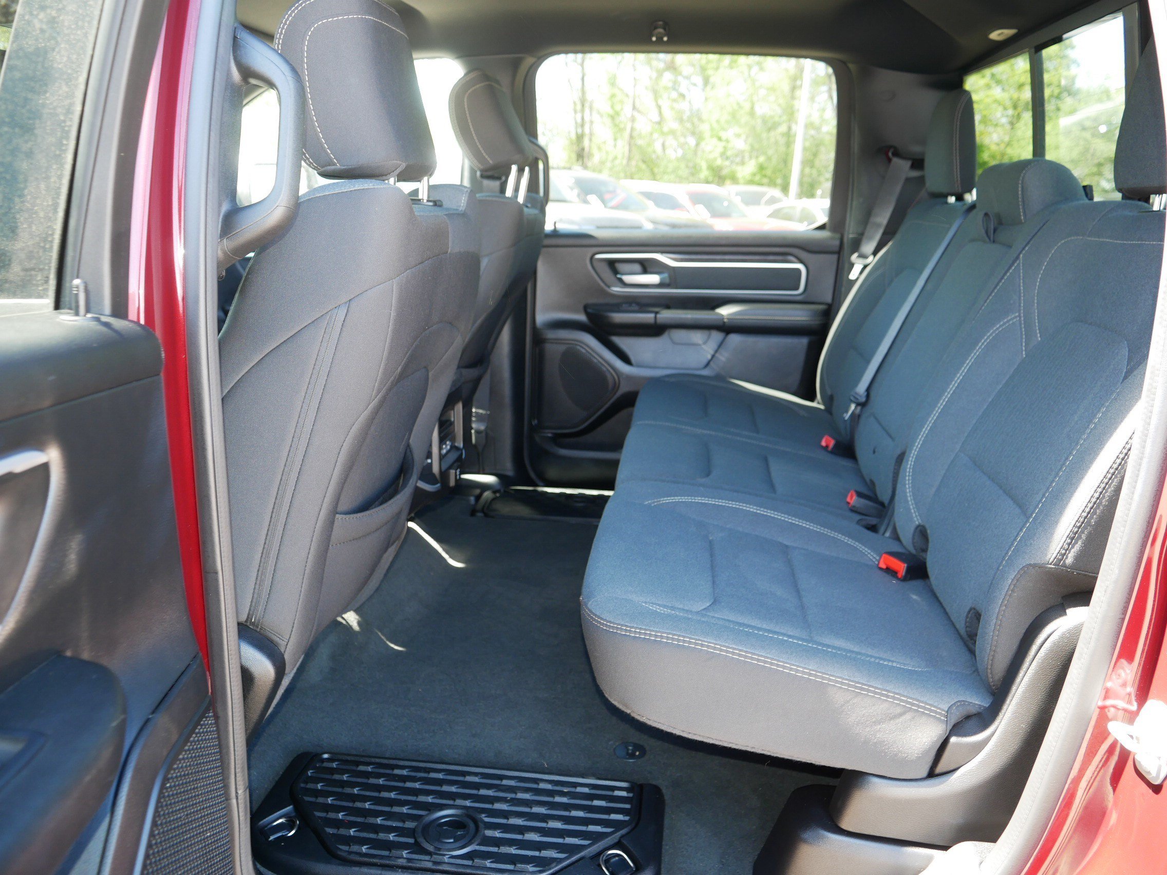Used 2022 RAM 1500 Big Horn AWD/4WD image 35
