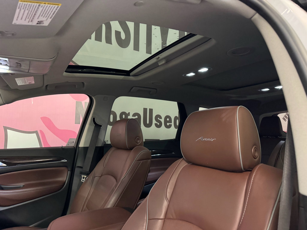 Used 2021 Buick Enclave Avenir w/ Avenir Technology Package FWD image 19