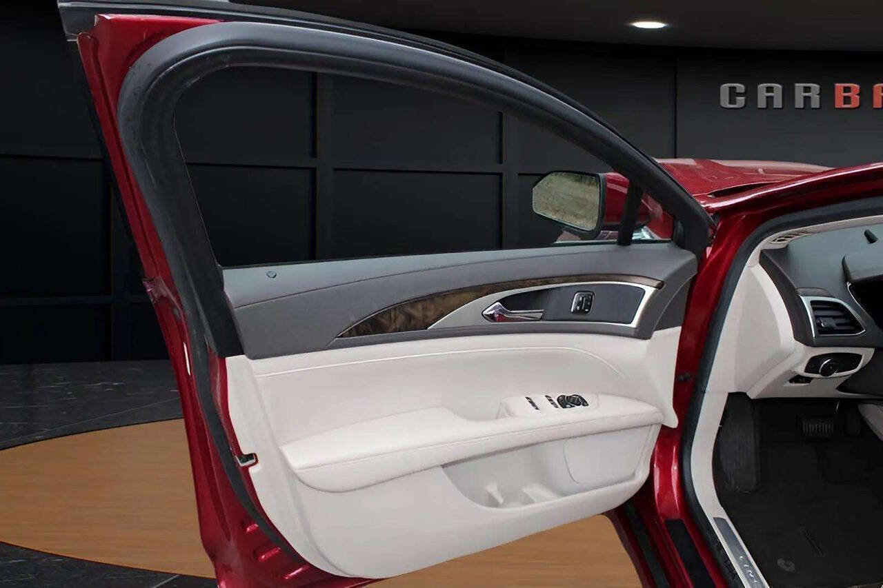 Used 2017 Lincoln MKZ Reserve image 20