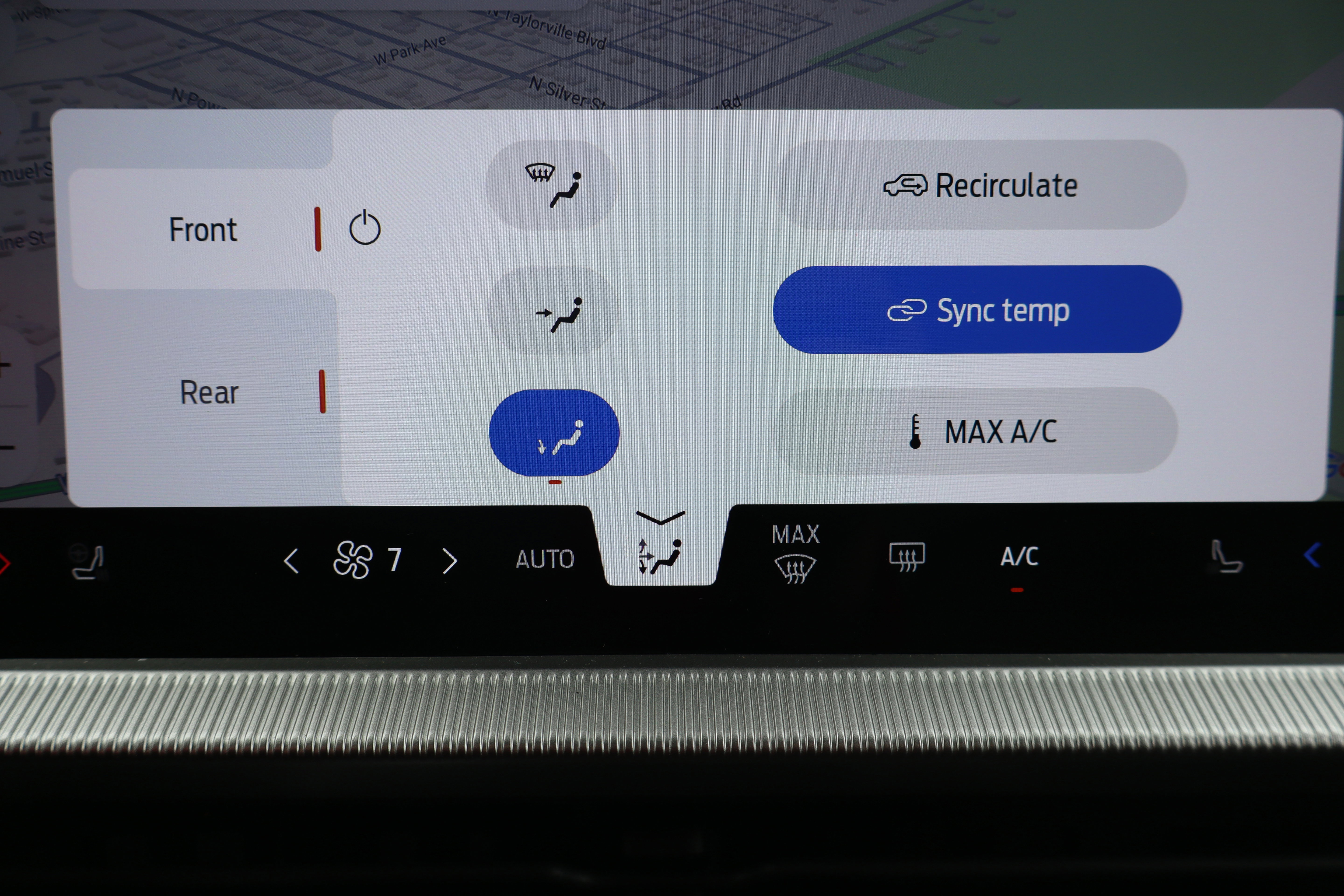 Used 2025 Ford Explorer ST-Line w/ ST-Line Street Pack AWD/4WD image 23