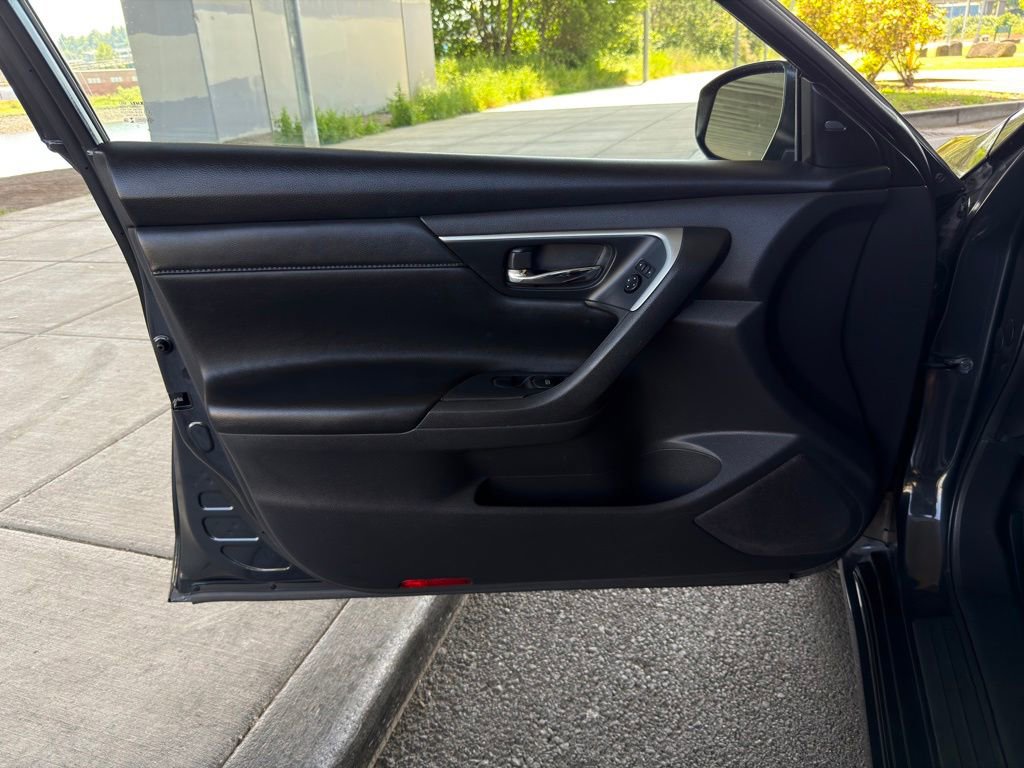 Used 2017 Nissan Altima 2.5 SL FWD image 20