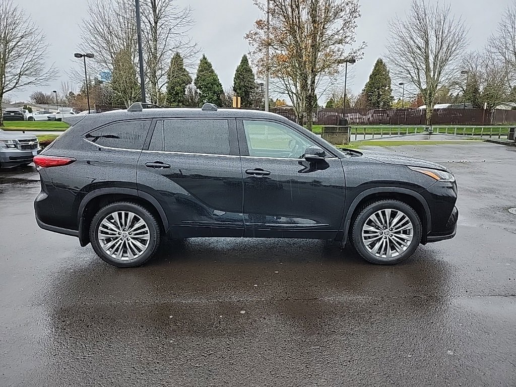 Used 2021 Toyota Highlander Platinum image 36