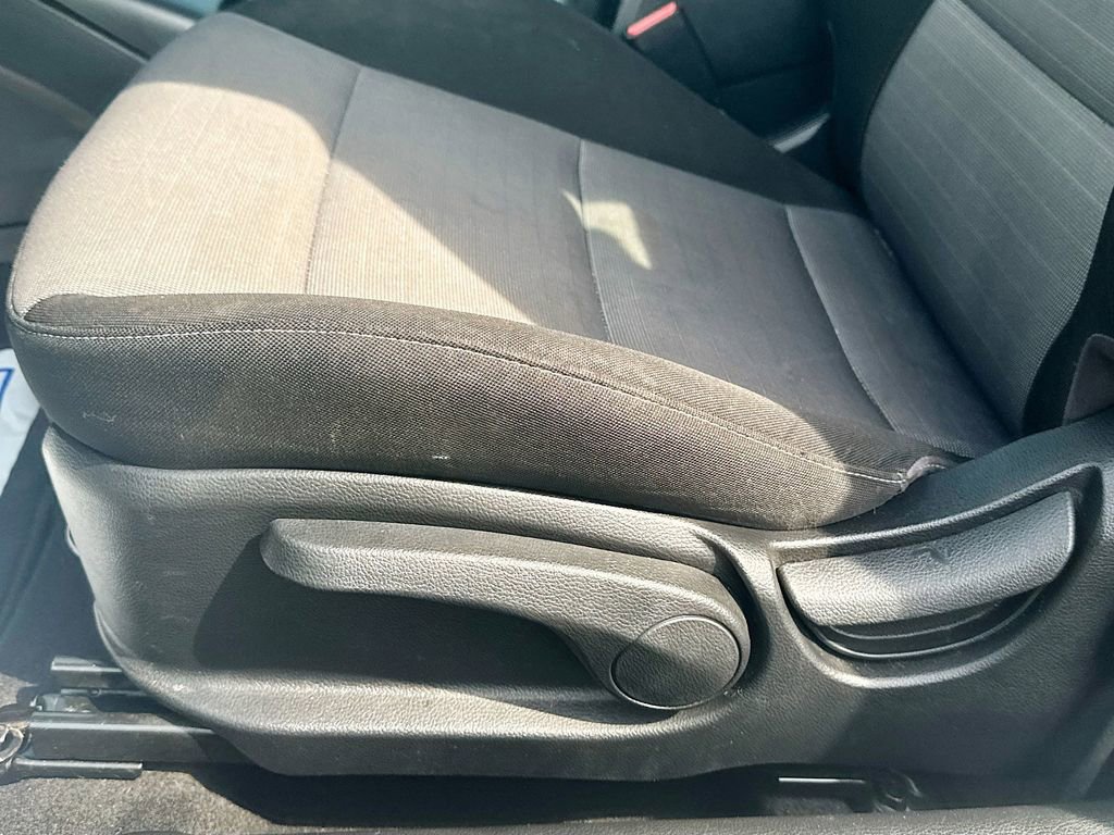 Used 2016 Kia Forte Koup EX image 18