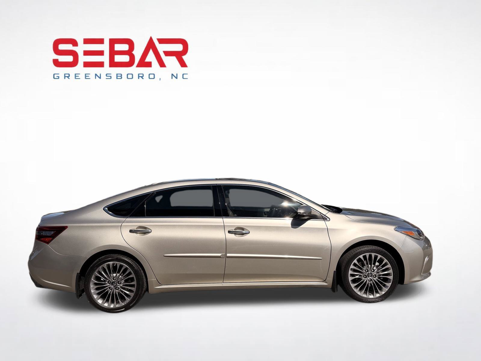 Used 2016 Toyota Avalon Limited w/ Toyota Safety Sense Package FWD image 8
