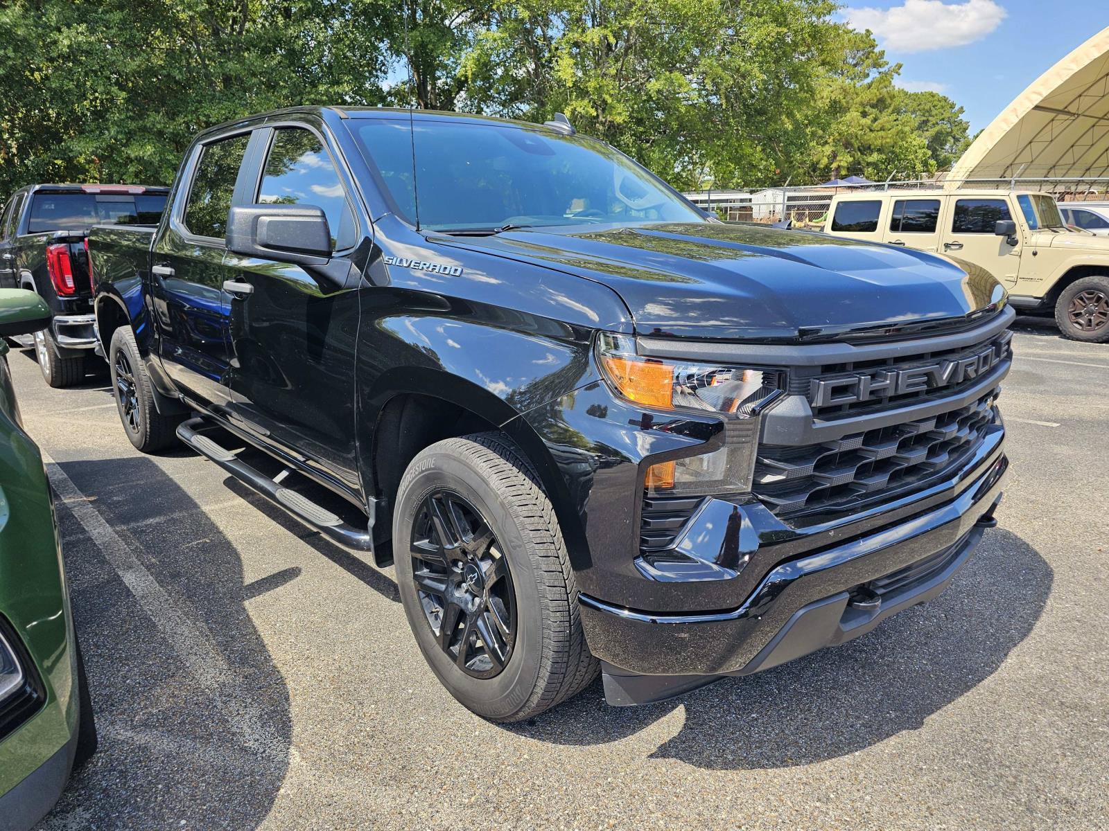Used 2023 Chevrolet Silverado 1500 Custom RWD image 7
