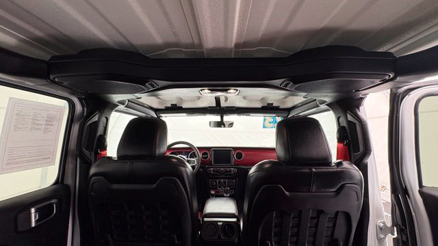 Used 2023 Jeep Wrangler Unlimited Rubicon 4xe AWD/4WD image 28