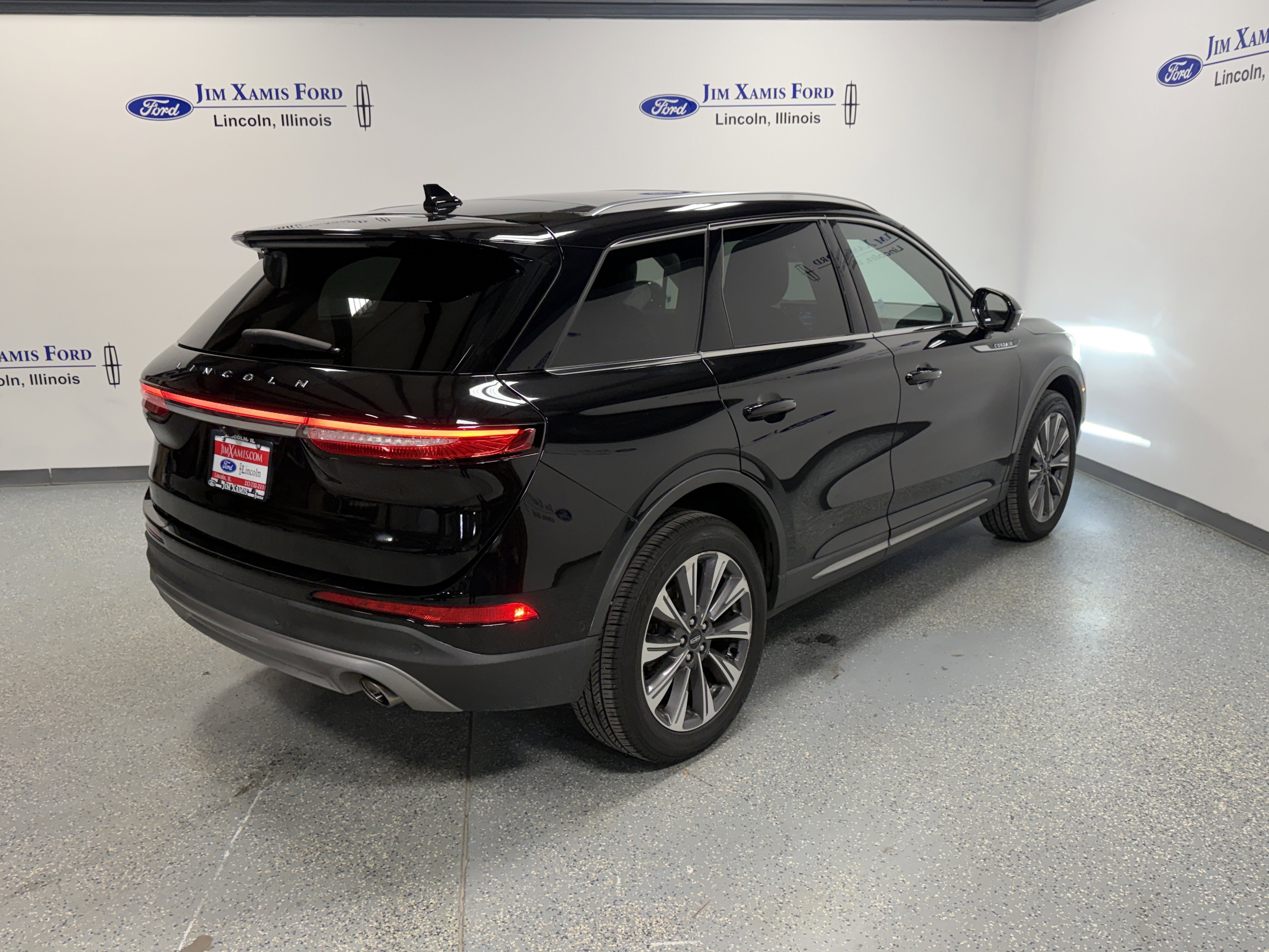 Used 2020 Lincoln Corsair Reserve w/ Equipment Group 201A image 6