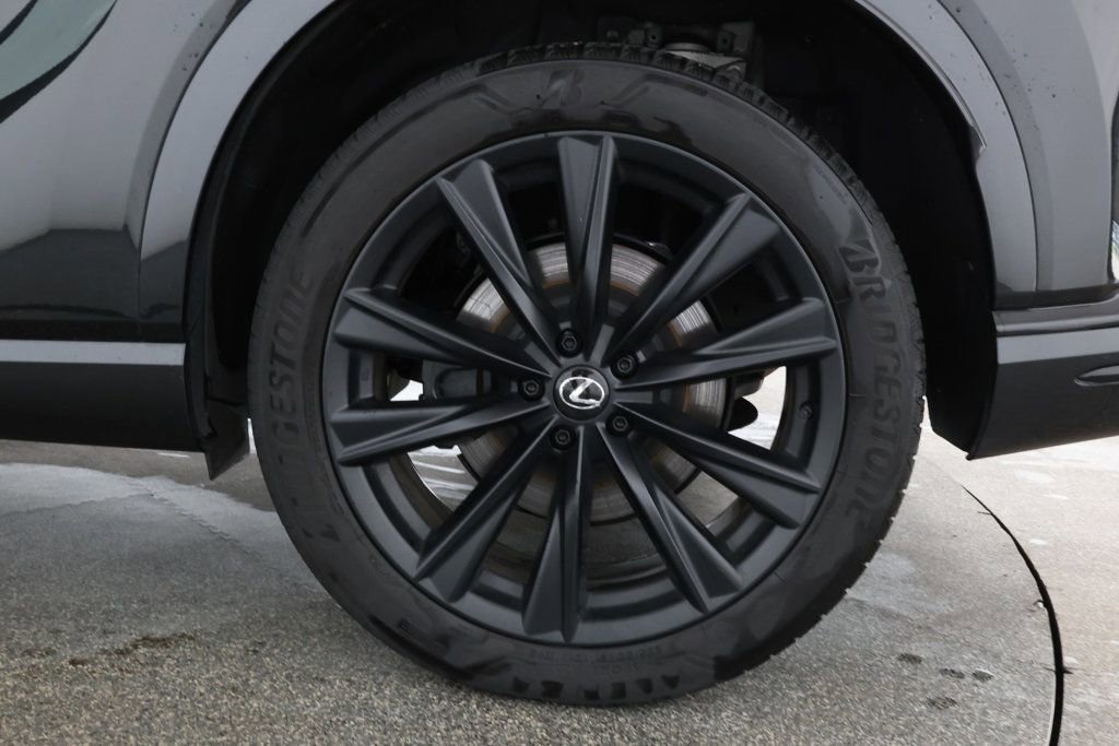 Used 2023 Lexus RX 500h F Sport w/ Accessory Package (Z1) image 9