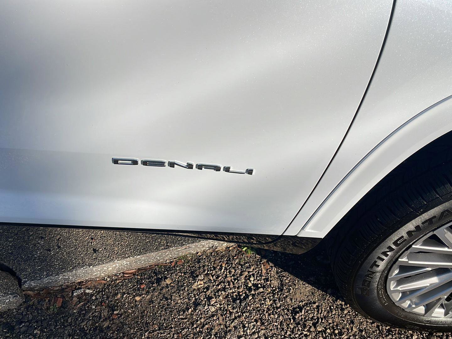 Used 2026 GMC Acadia Denali w/ Super Cruise Package image 5