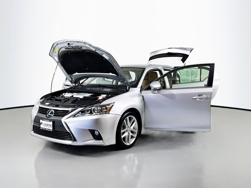 Used 2016 Lexus CT 200h w/ Seat Comfort Package FWD image 22