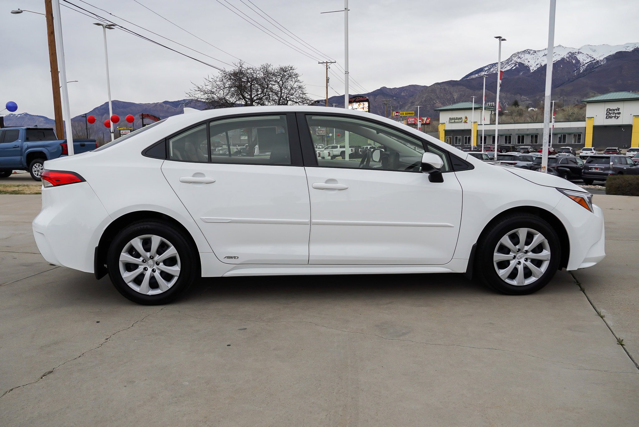 Certified 2025 Toyota Corolla LE w/ Carpet Mat Package (TMS) AWD/4WD image 9