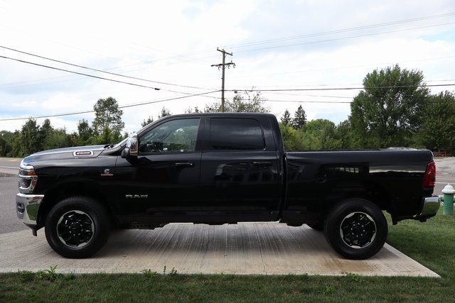 Used 2025 RAM 2500 Laramie image 34