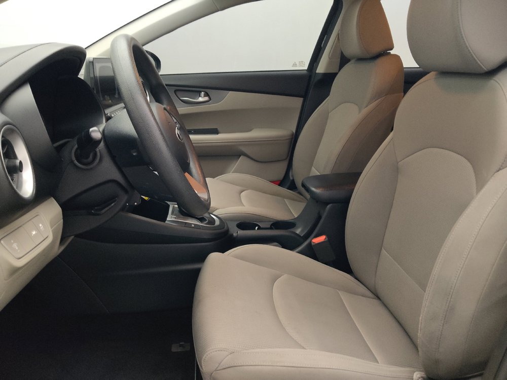 Used 2019 Kia Forte LXS FWD image 17