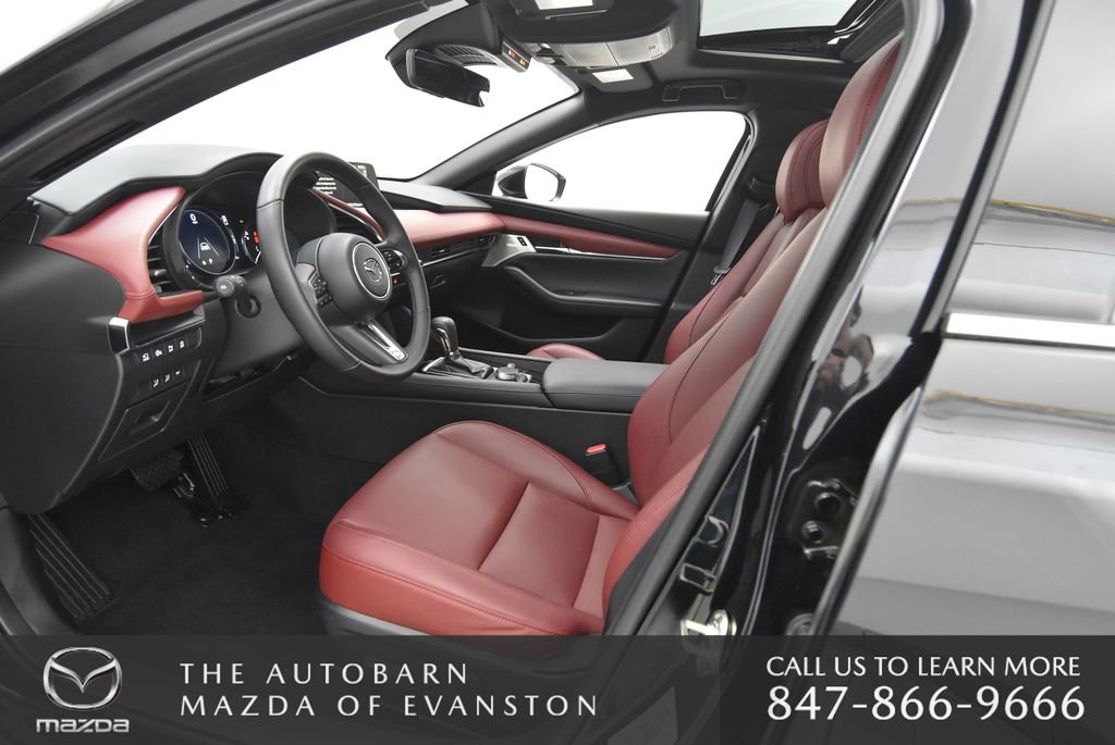 Certified 2025 MAZDA MAZDA3 Hatchback w/Premium Plus Pkg image 23