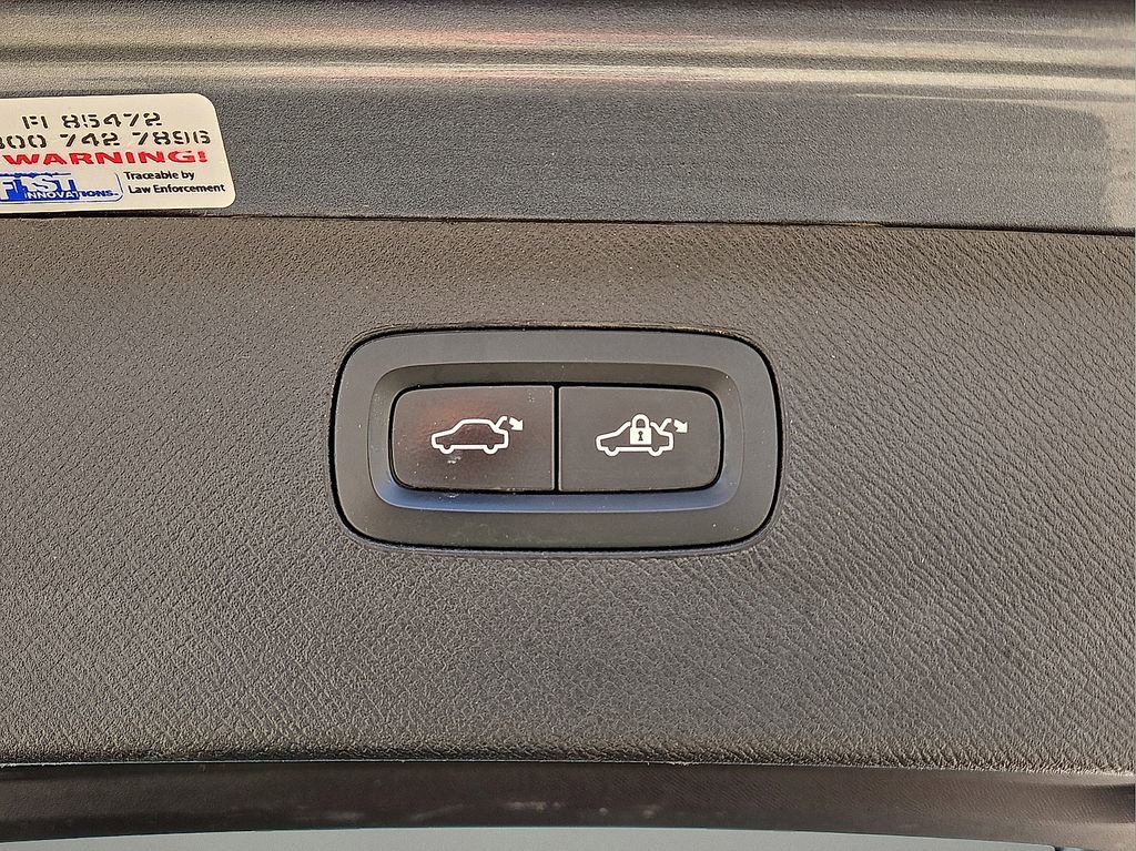 Used 2019 Volvo XC90 T6 Momentum image 14