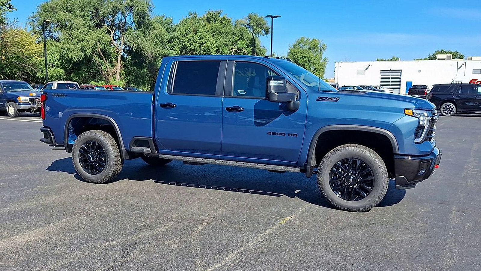 New 2026 Chevrolet Silverado 2500 LT w/ Trail Boss Package AWD/4WD image 4