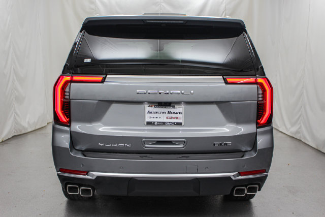 New 2026 GMC Yukon Denali w/ Denali Reserve Package AWD/4WD image 8