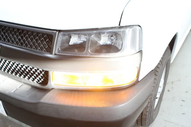 Used 2019 Chevrolet Express 3500 w/ Driver Convenience Package image 8