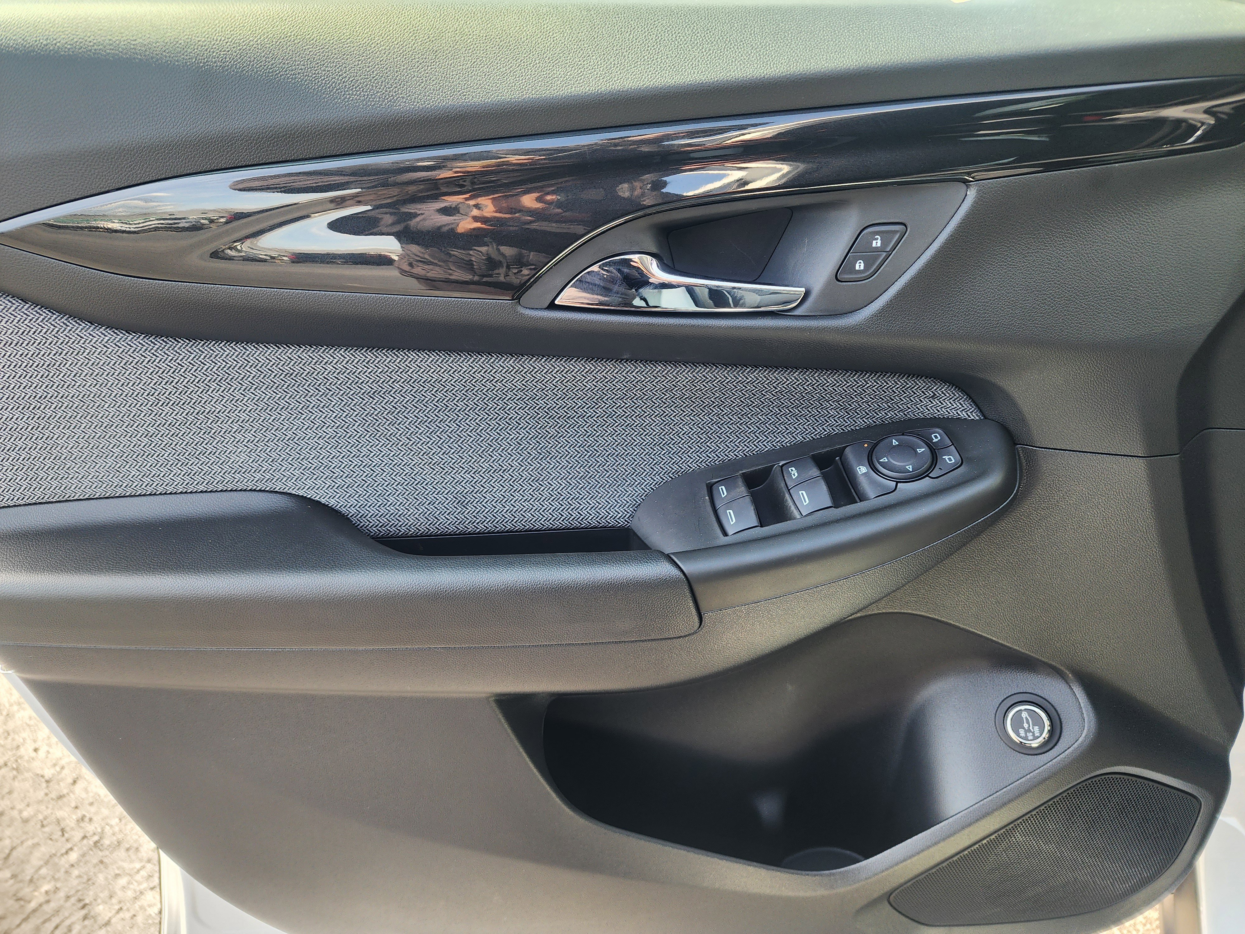New 2025 Chevrolet TrailBlazer LT w/ Convenience Package image 23
