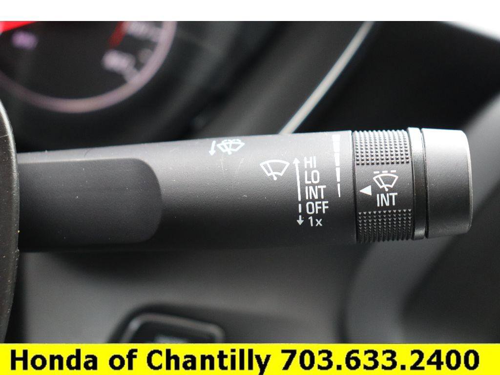 Used 2021 Chevrolet Camaro LT w/ RS Package image 10